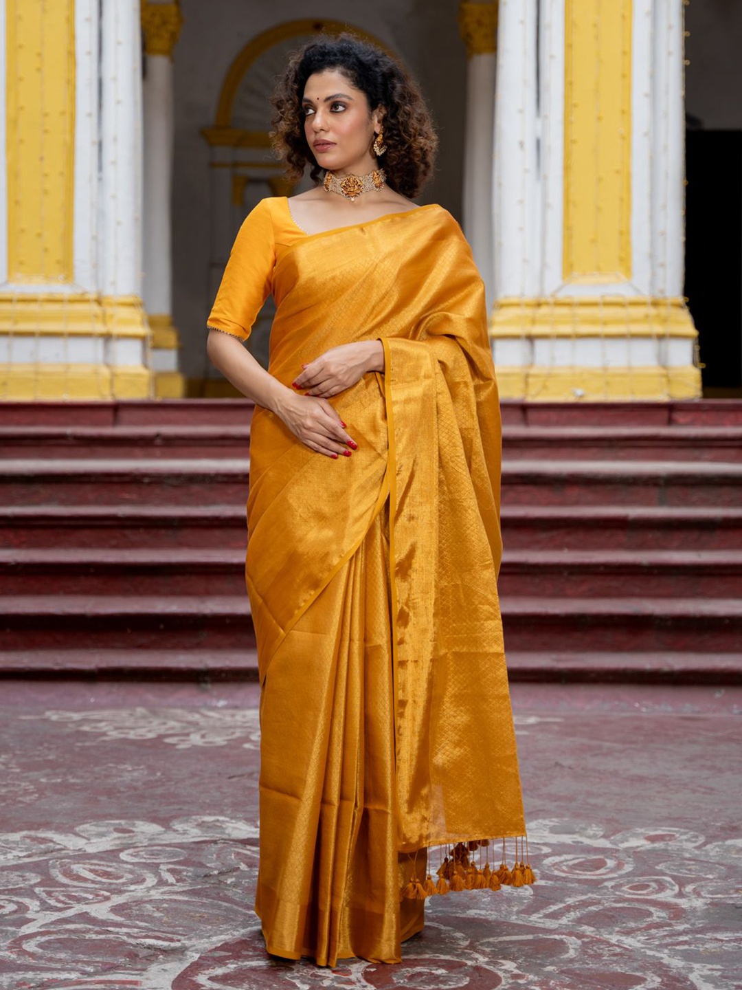 

Suta Mustard Color Pure Cotton Zari Saree.