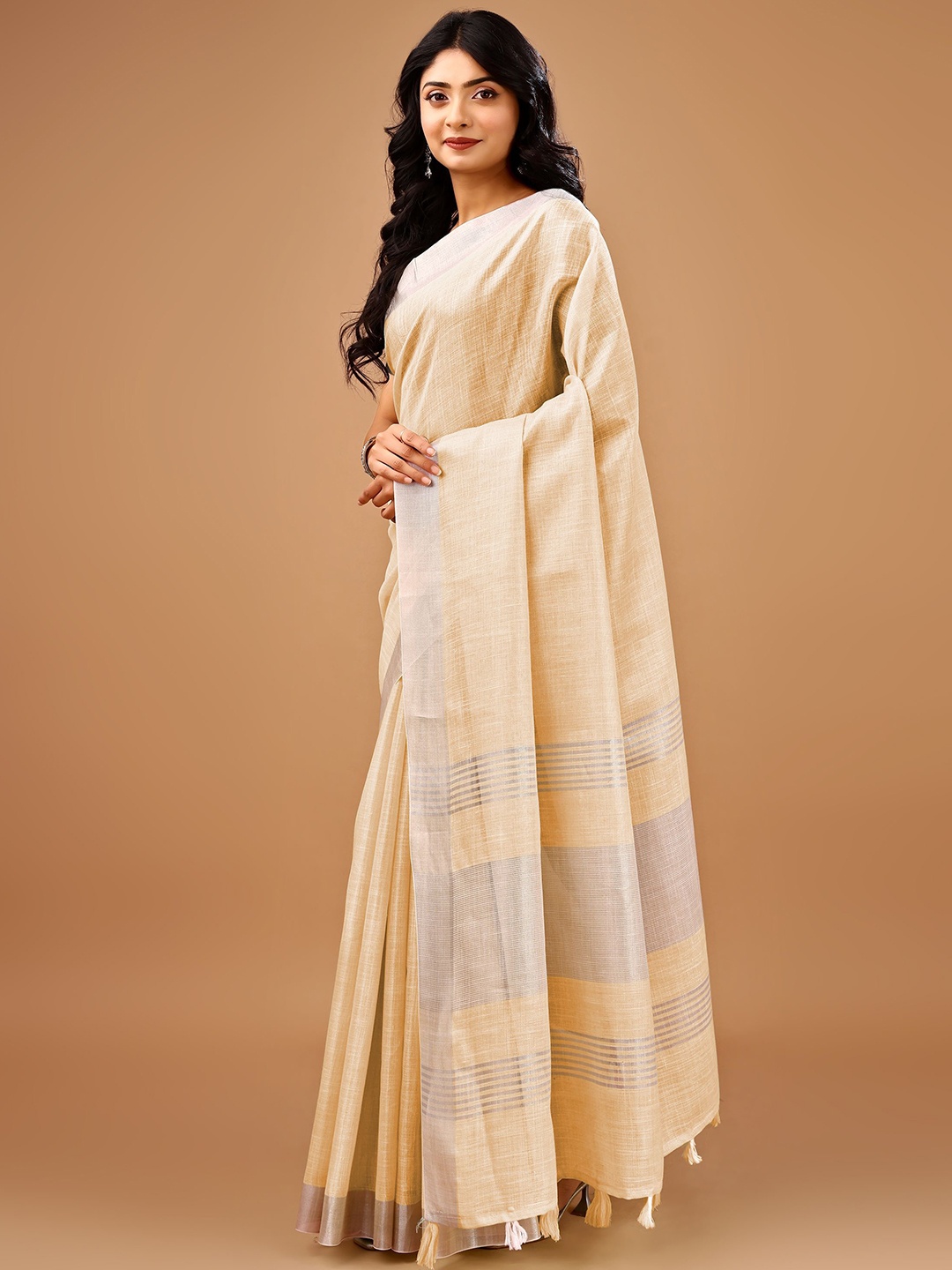 

PURI MAA Zari Linen Blend Fusion Kota Saree, Gold