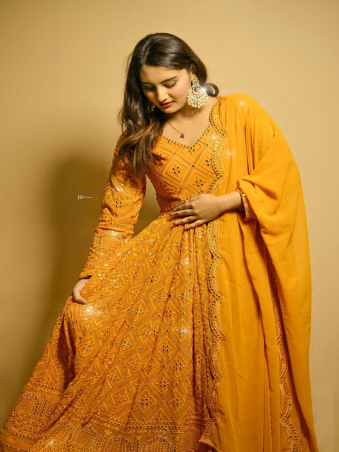 

mimi design Women Regular Silk Georgette Kurta with Dhoti Pants & With Dupatta, Orange