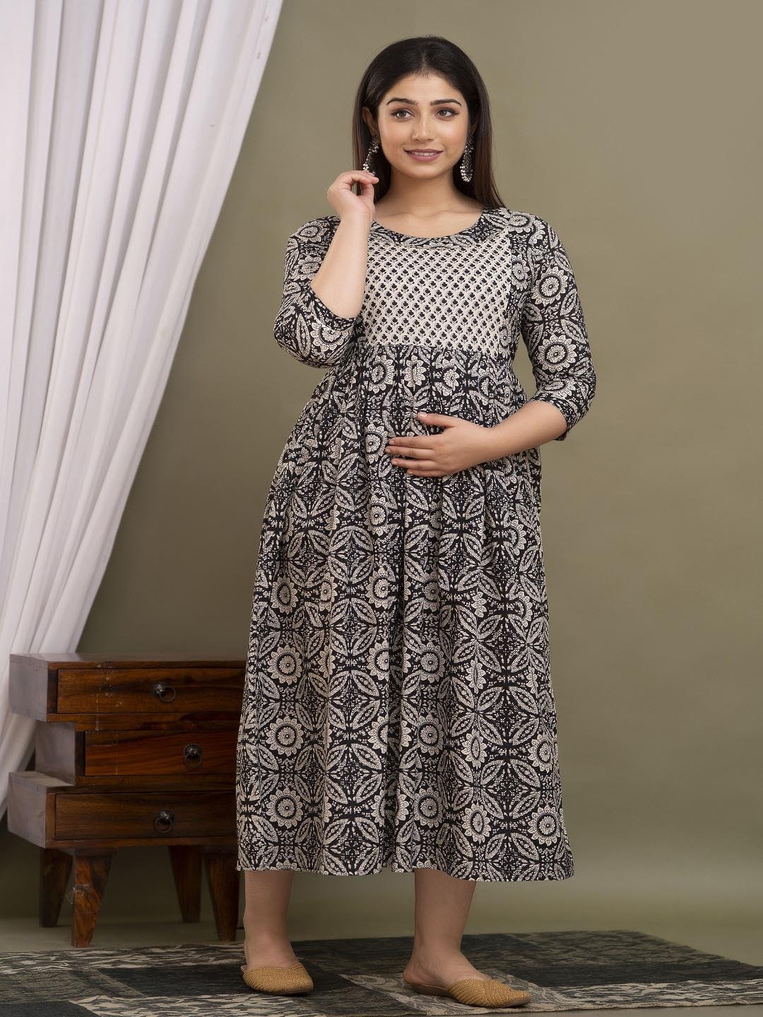 

Nevisha Style Women Floral Printed Thread Work Floral Maternity Anarkali Kurta, Black