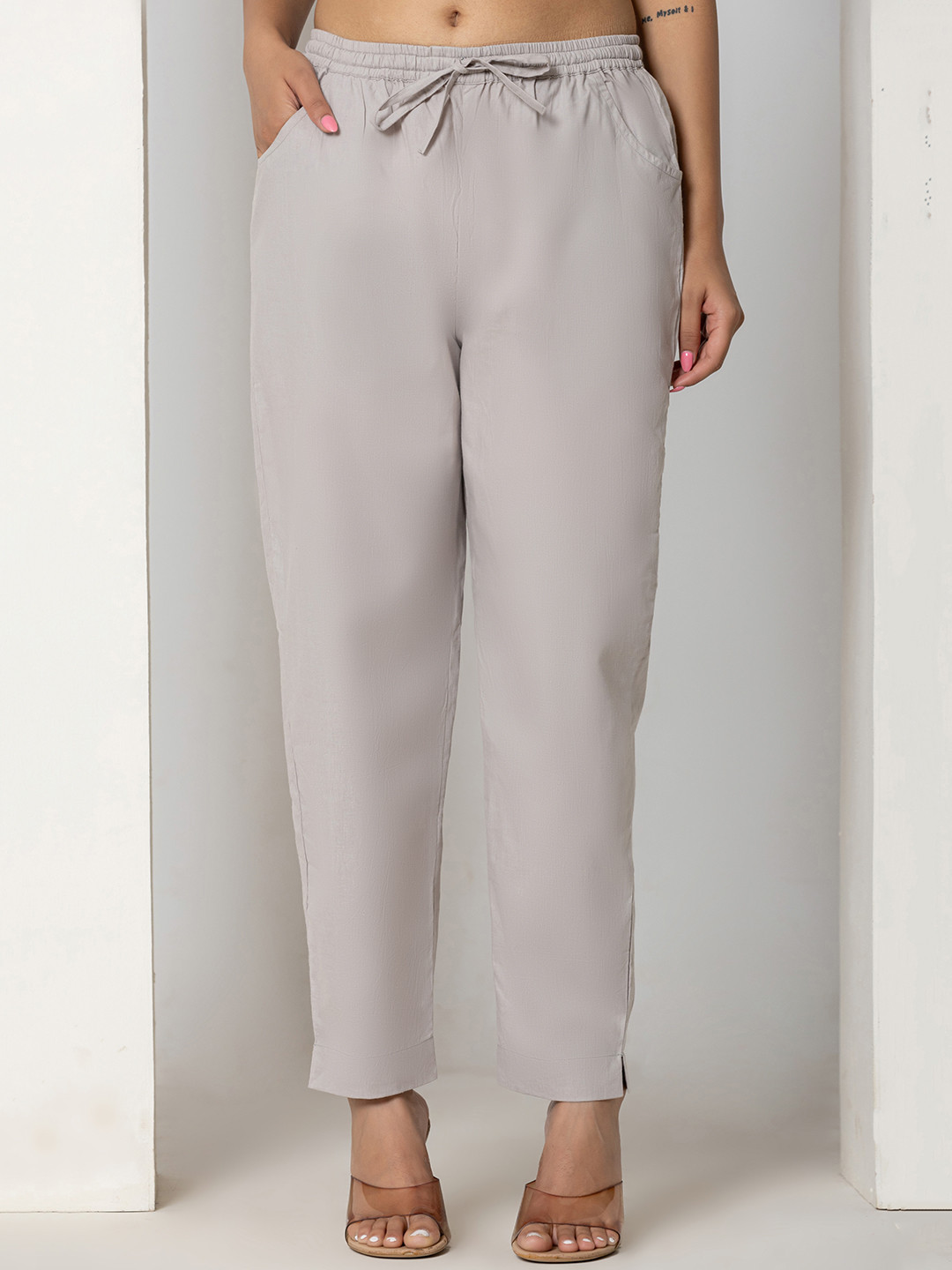 

Eco Clothing Women Pure Cotton Mid-Rise Trousers, Grey