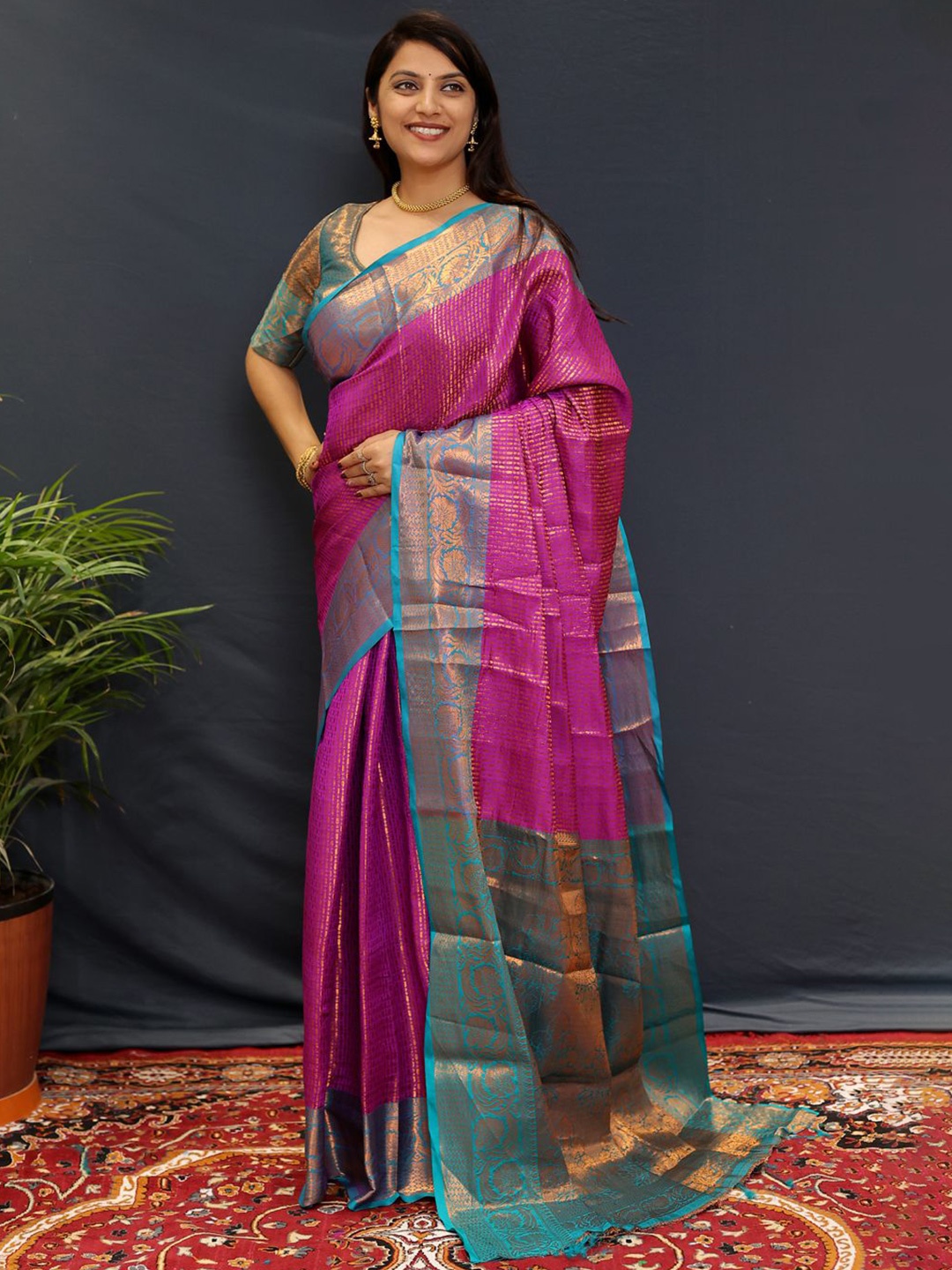 

VILLAGIUS Woven Design Zari Kanjeevaram Saree, Purple