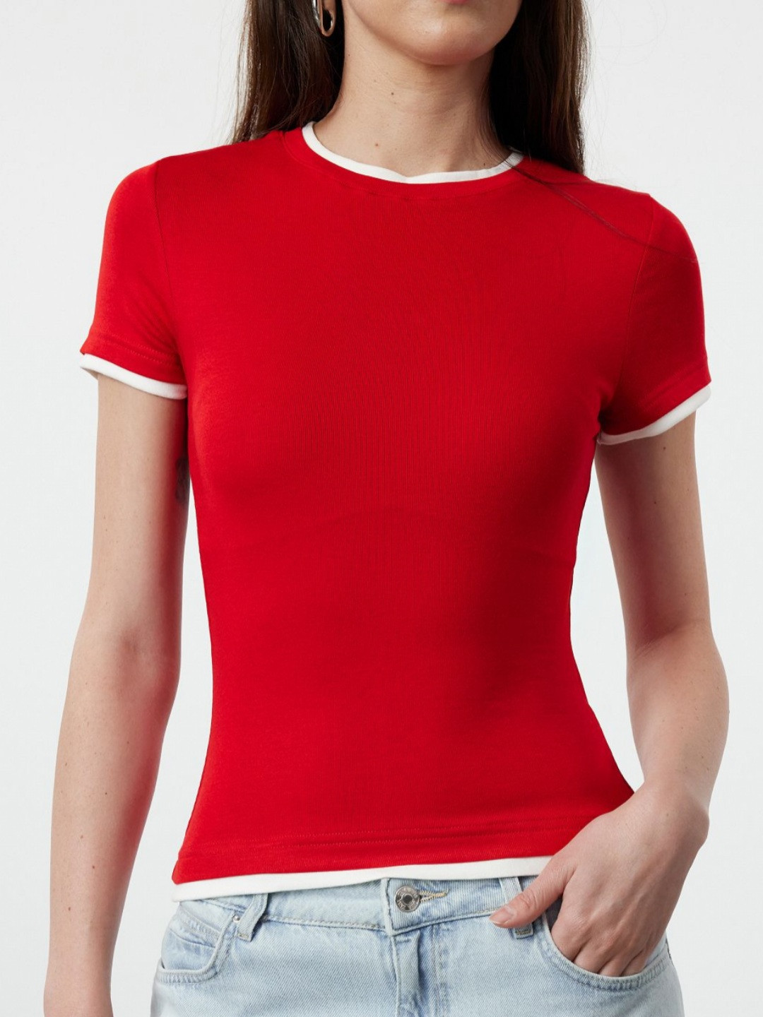 

Trendyol Women Extended Sleeves Pockets T-shirt, Na