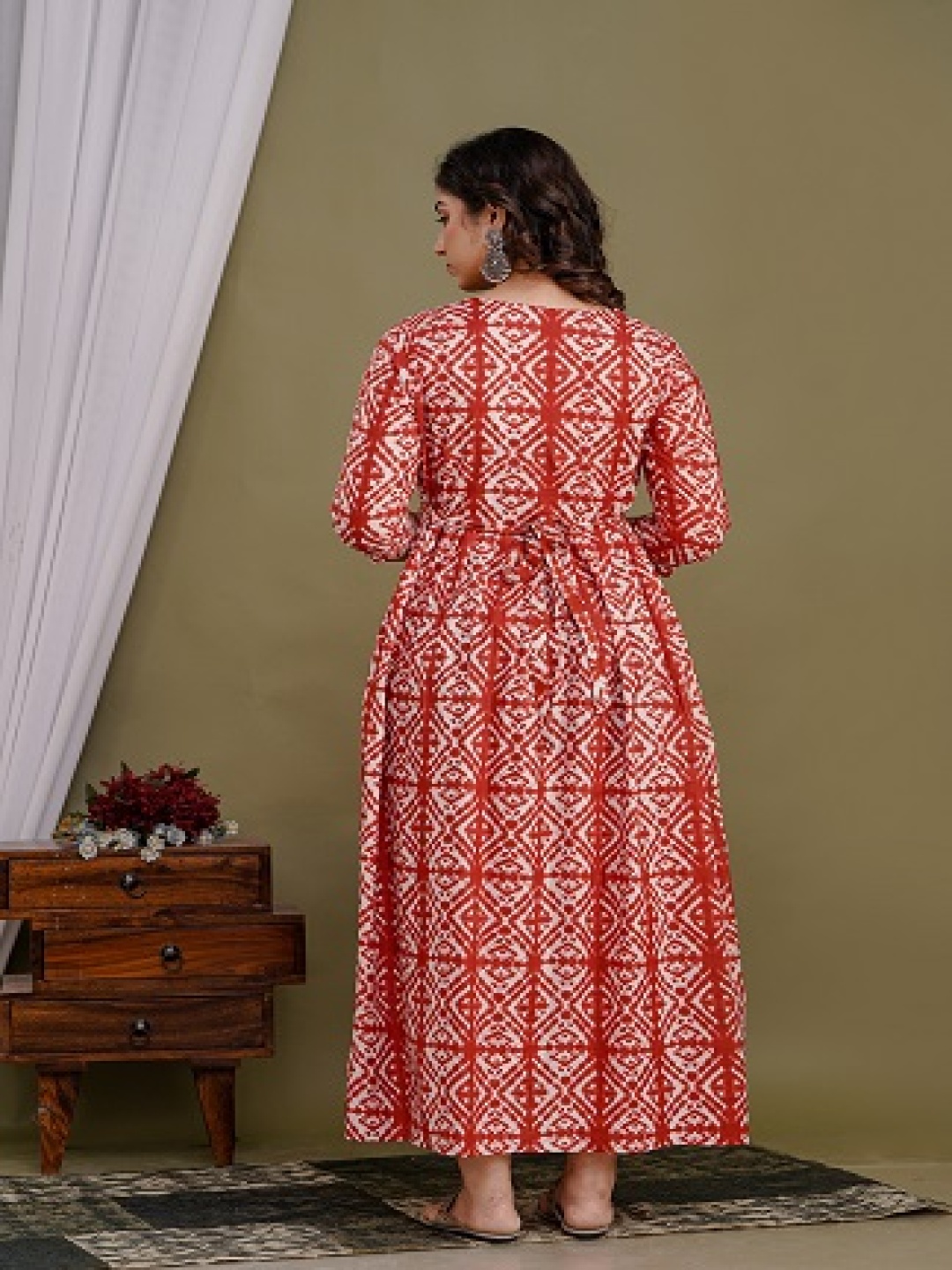 

Nevisha Style Women Floral Printed Thread Work Floral Maternity Anarkali Kurta, Red