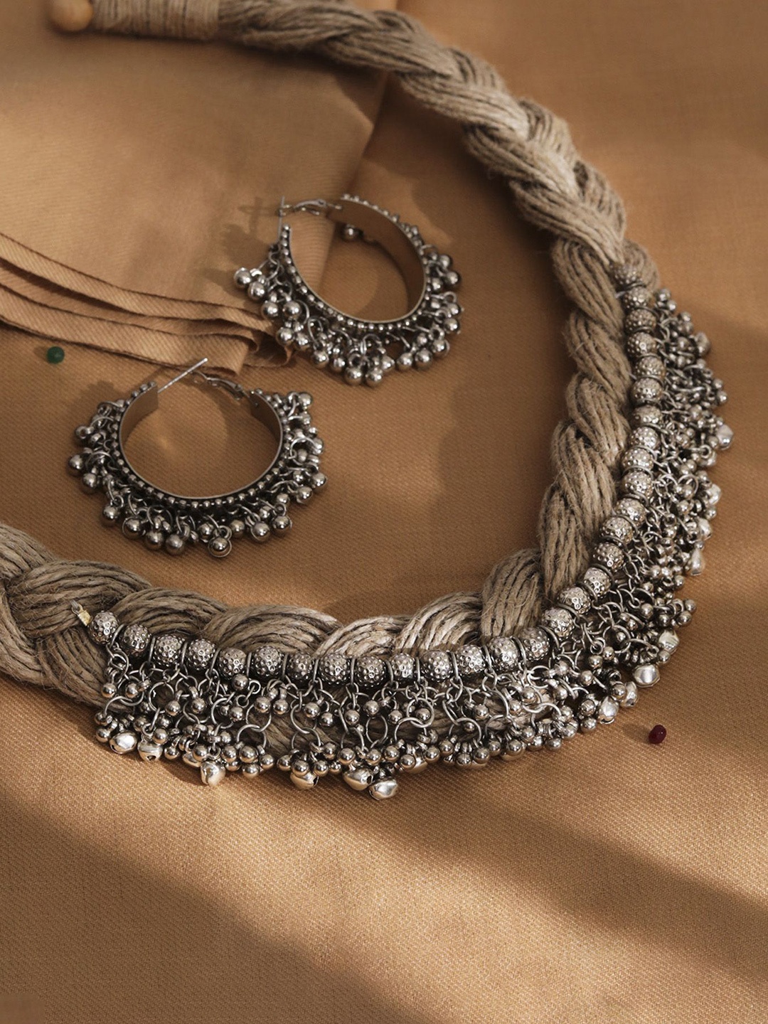 

Saagah Gunguru Studded Jute Jewellery Set, Silver