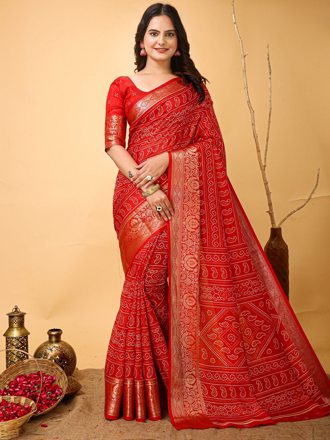

KAYOMMI Bandhani Printed Kanjeevaram Saree, Red