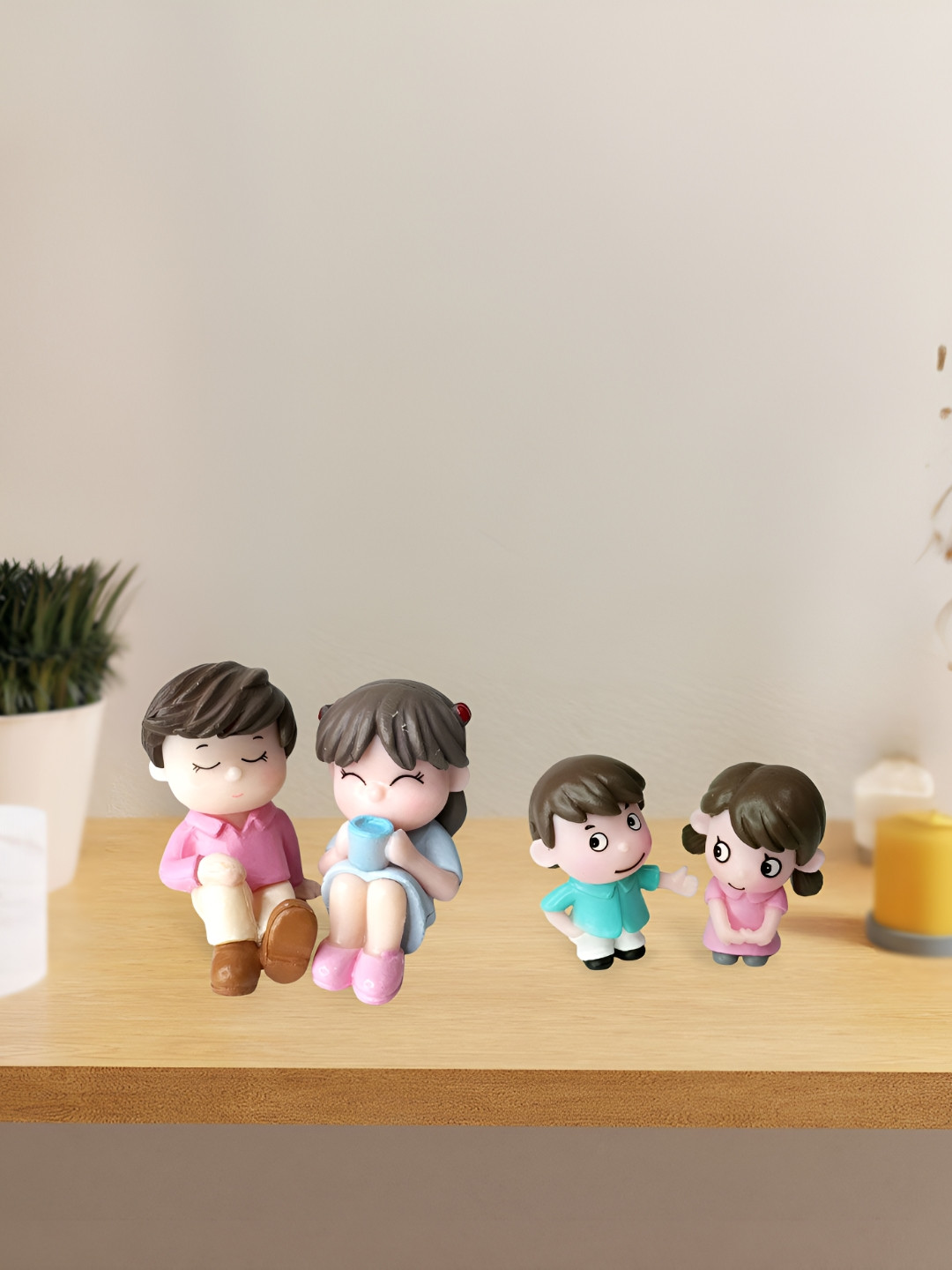 

Special You 5Pcs Blue & Pink Ceramic Sitting & Sky Couples Showpieces