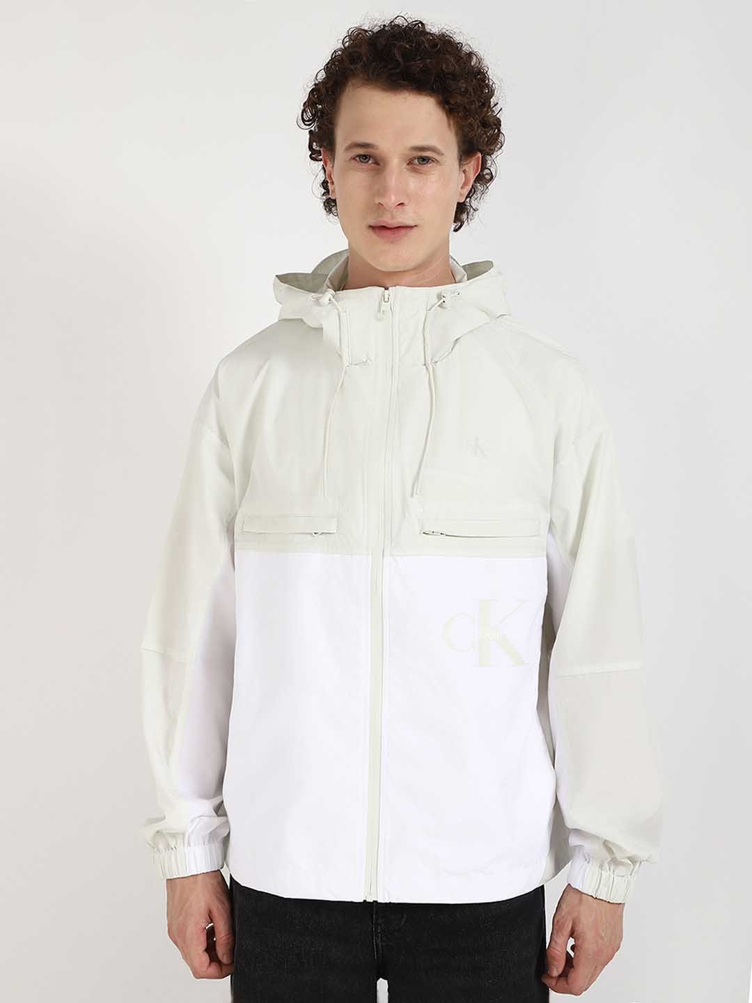 

Calvin Klein Jeans Men Sporty Jacket, White