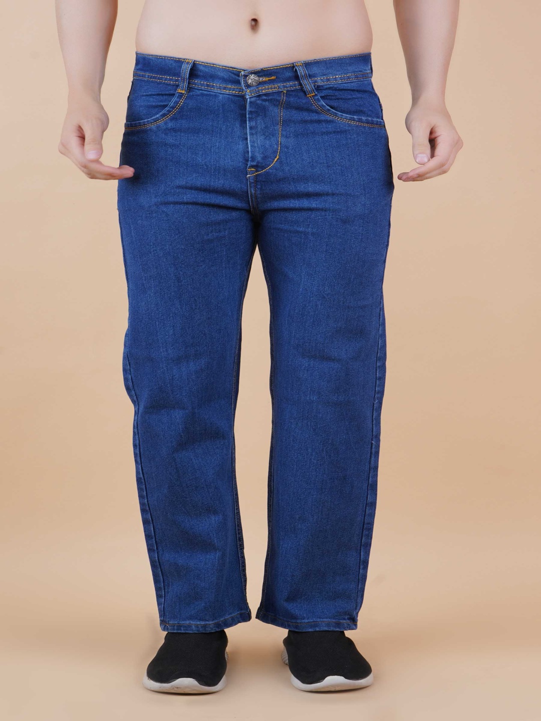 

LINARIA Men Classic Mom Fit Denim Baggy Mid-Rise Clean Look Jeans, Blue
