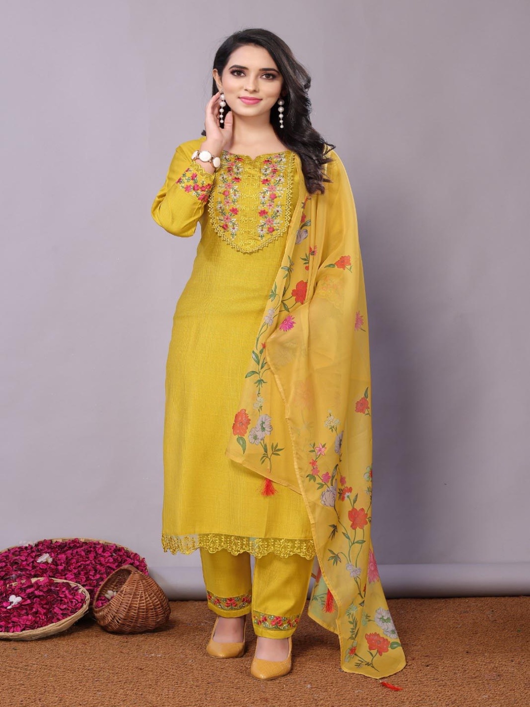 

Growdamy Women Embroidered Regular Thread Work Kurta with Trousers & With Dupatta, Yellow