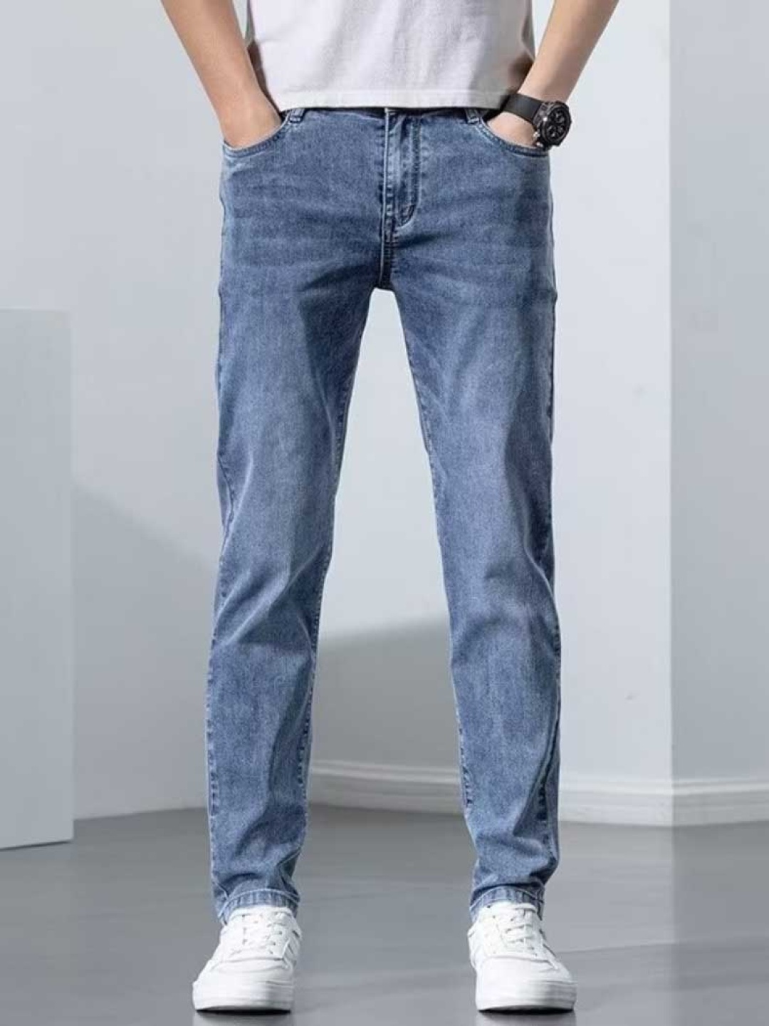 

StyleCast Men Straight Fit Mid-Rise Clean Look Cotton Jeans, Blue