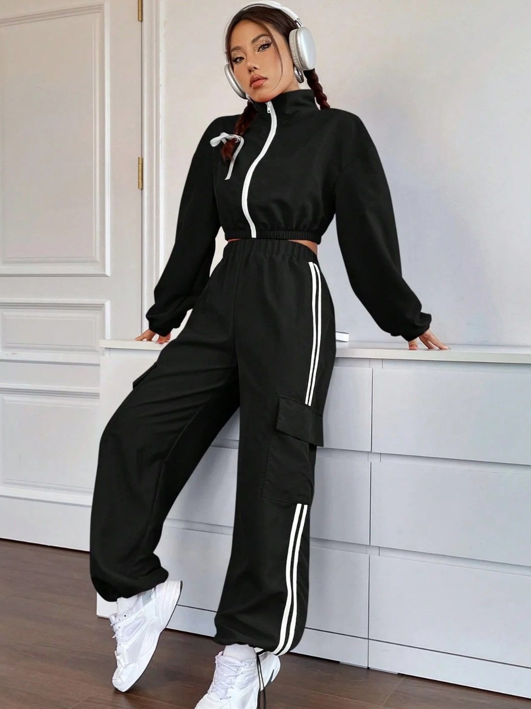 

EVERDION Mock Neck Zipper Tracksuit, Black