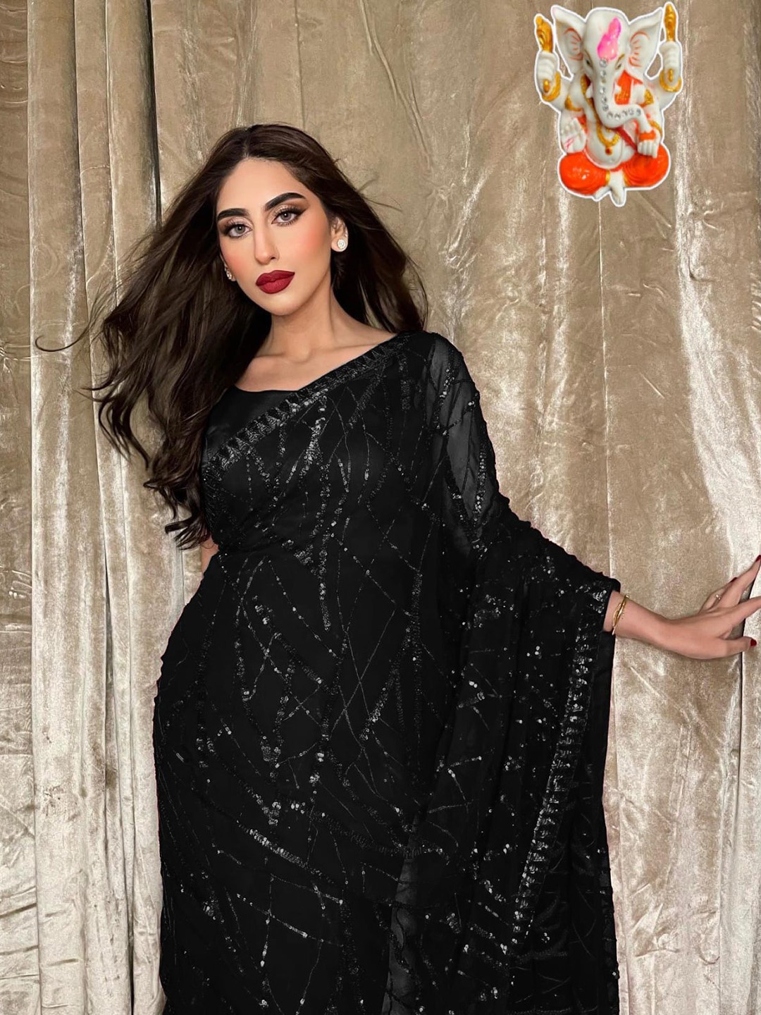 

PAYAL CREATION Embellished Sequinned Pure Georgette Saree, Black