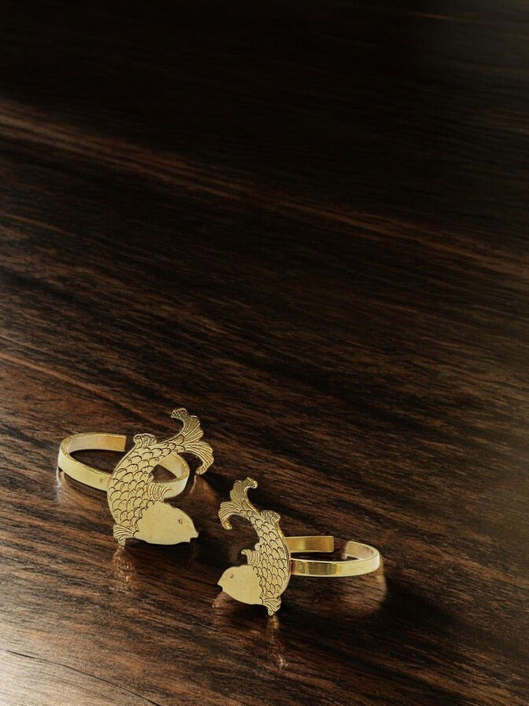 

Goldnera Handcrafted Toe Rings, Gold