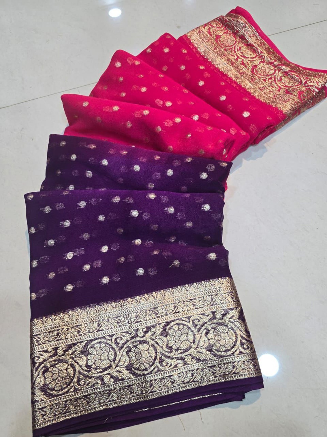 

PAYAL CREATION Ethnic Motifs Zari Pure Georgette Saree, Purple