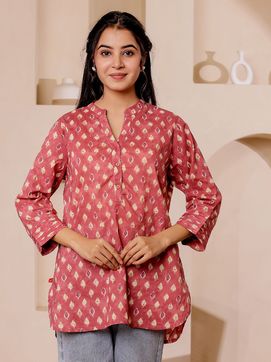 

Chandbaali Women Floral Printed Mandarin Collar Cotton Longline Top, Pink