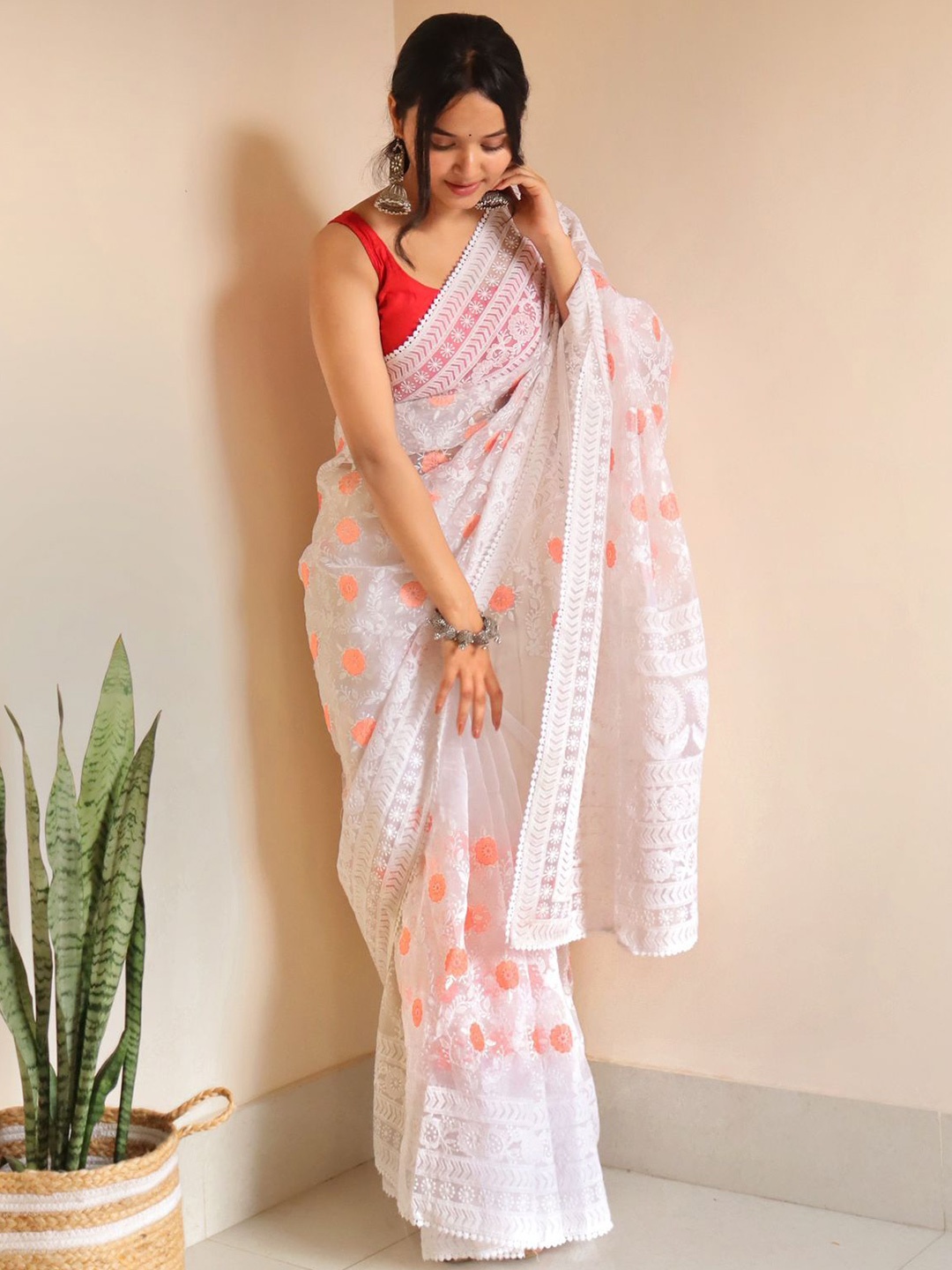 

Organza Mall Floral Embroidered Heavy Work Saree, White