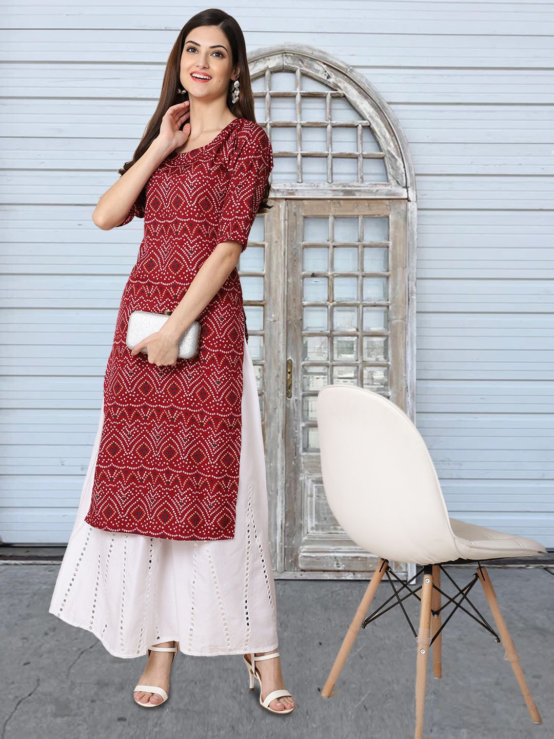 

Moda Rapido Bandhani Printed Round Neck Straight Kurta, Red