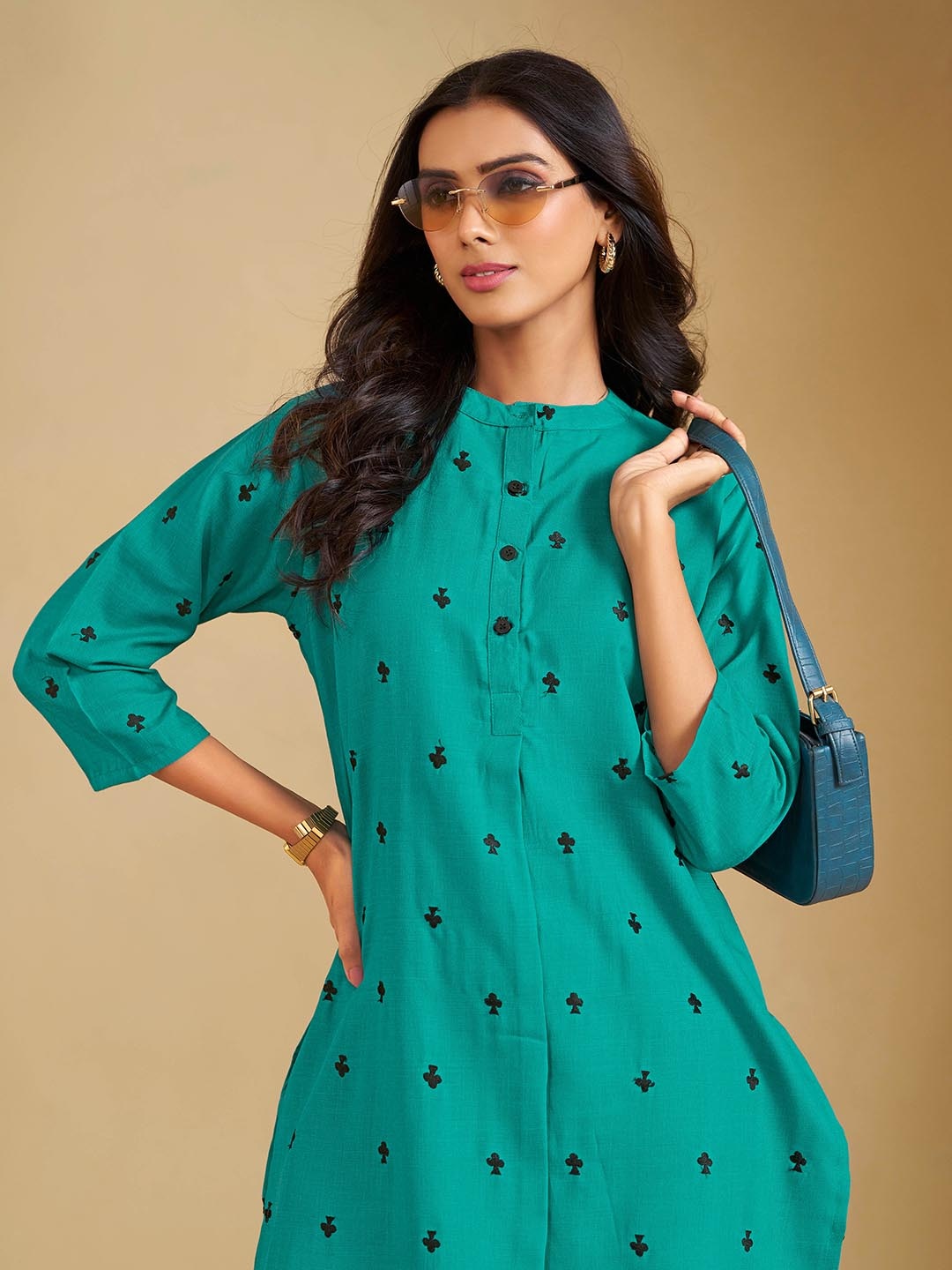 

Sangria Green Ethnic Motifs Embroidered Pure Cotton Kurta With Trouser And Dupatta