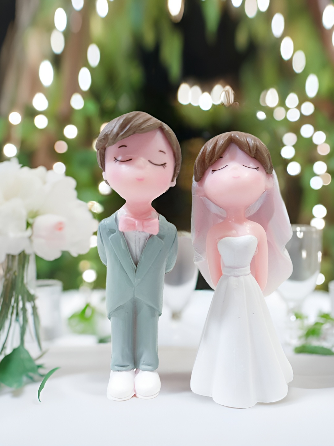

Special You 3Pcs White & Green Ceramic Wedding Couple Showpieces
