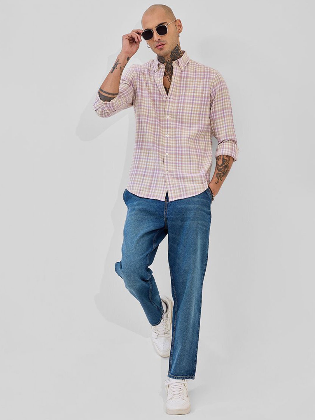 

Snitch Men Opaque Checked Formal Shirt, Purple