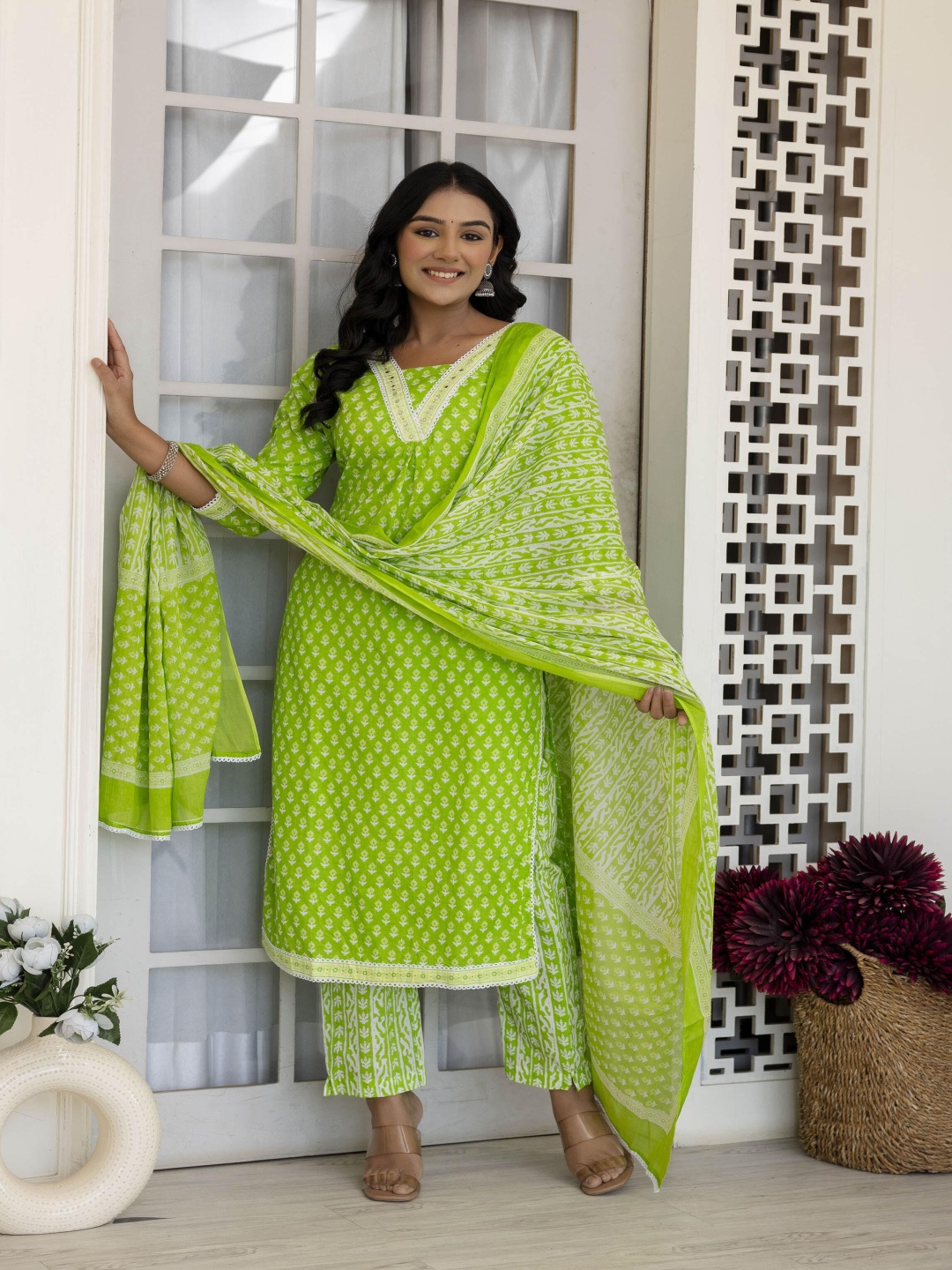 

Anouk Floral Printed V-Neck Pure Cotton Kurta Wth Trousers And Dupatta, Green