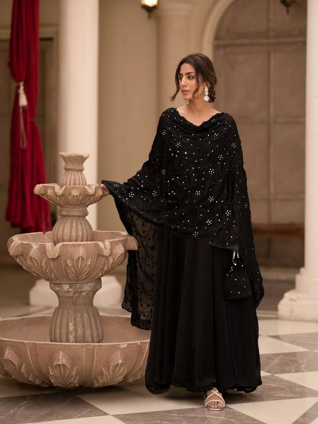 

mimi design Women Regular Kurta with Dhoti Pants & With Dupatta, Black