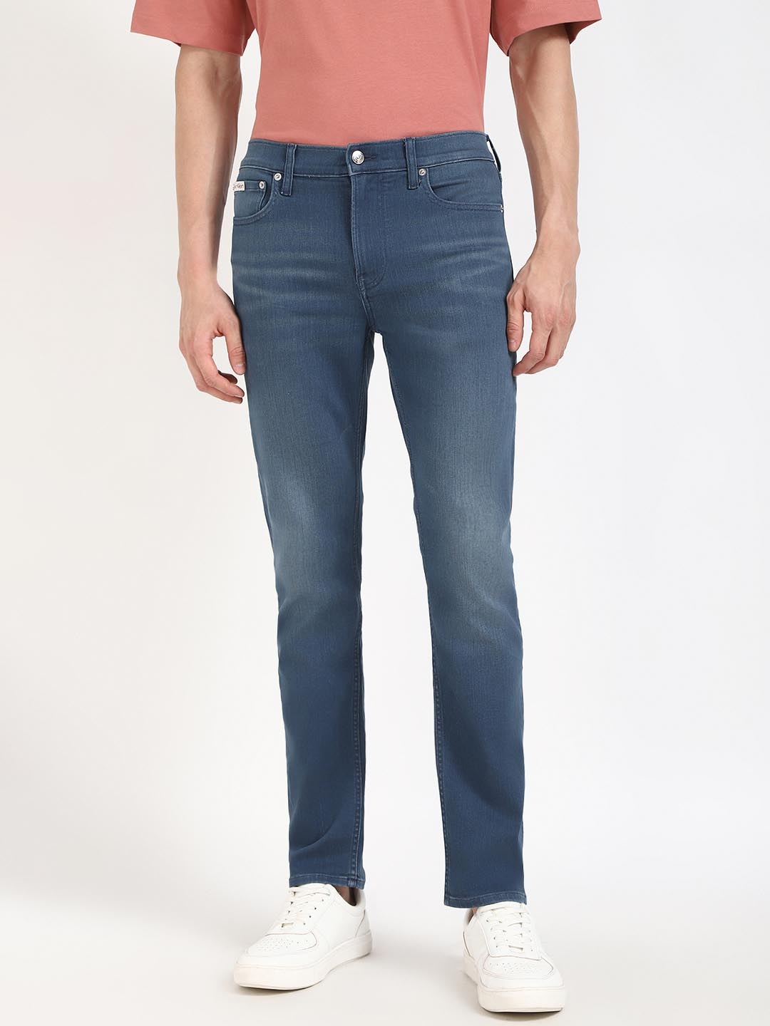 

Calvin Klein Jeans Men Slim Fit Light Fade Jeans, Blue