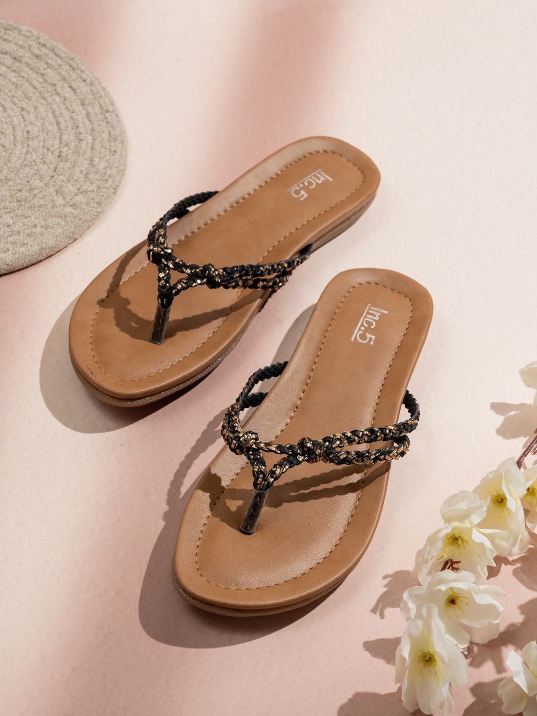 

Inc 5 Women T-Strap Flats, Black