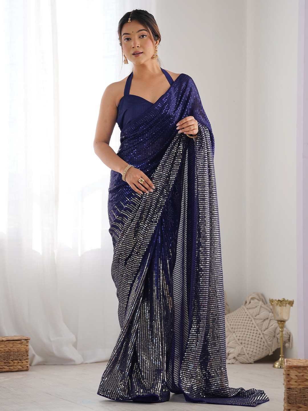 

KSM PRINTS Embellished Sequinned Saree, Blue