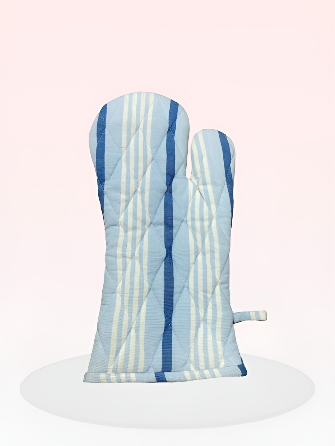 

SAJAVAT White & Blue Printed Pure Cotton Oven Glove
