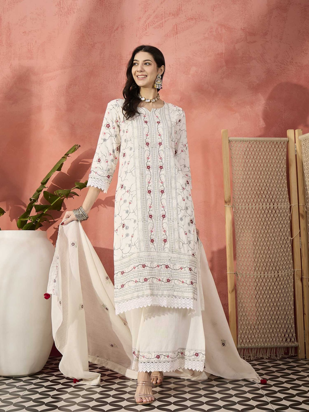 

Ramas Floral Embroidered Sequinned Pure Cotton Kurta With Palazzos & Dupatta, White