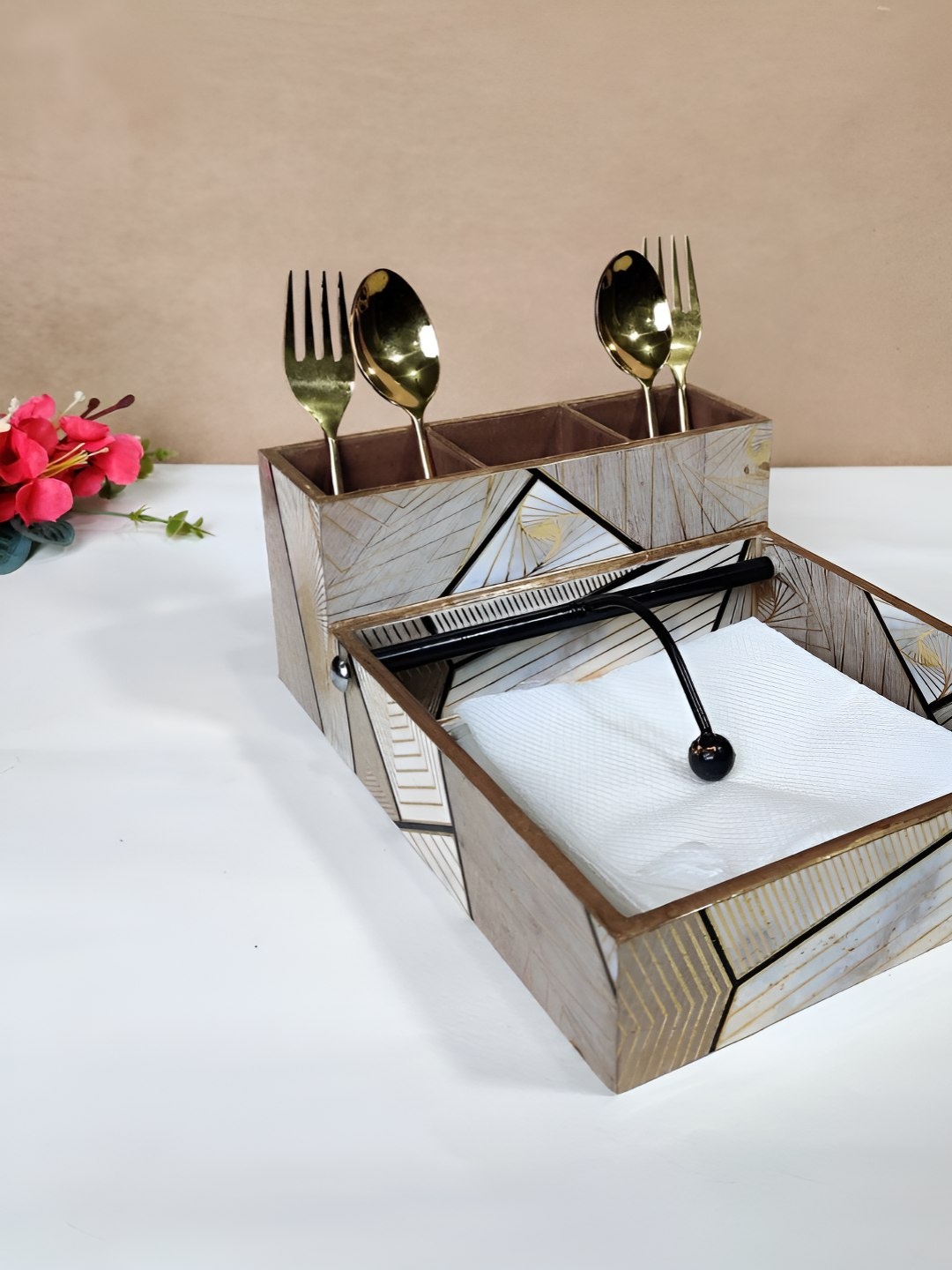 

THE HOME CO. Multicoloured Wood Tissue Holders, Brown