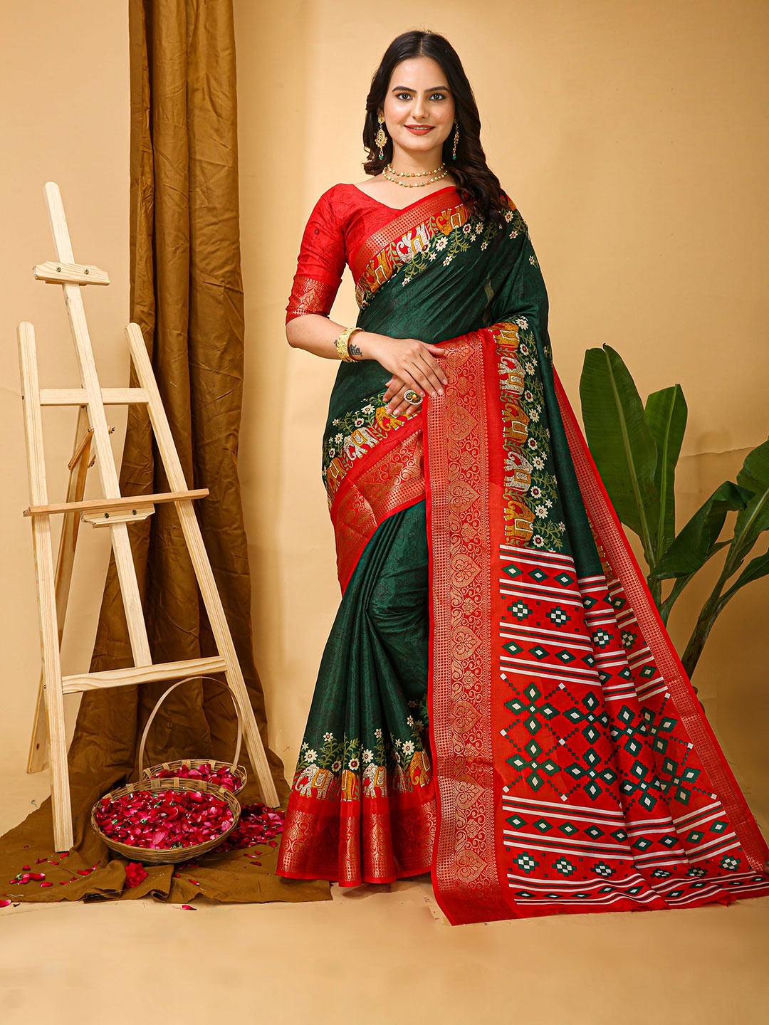 

KAYOMMI Kalamkari Printed Zari Kanjeevaram Saree, Green