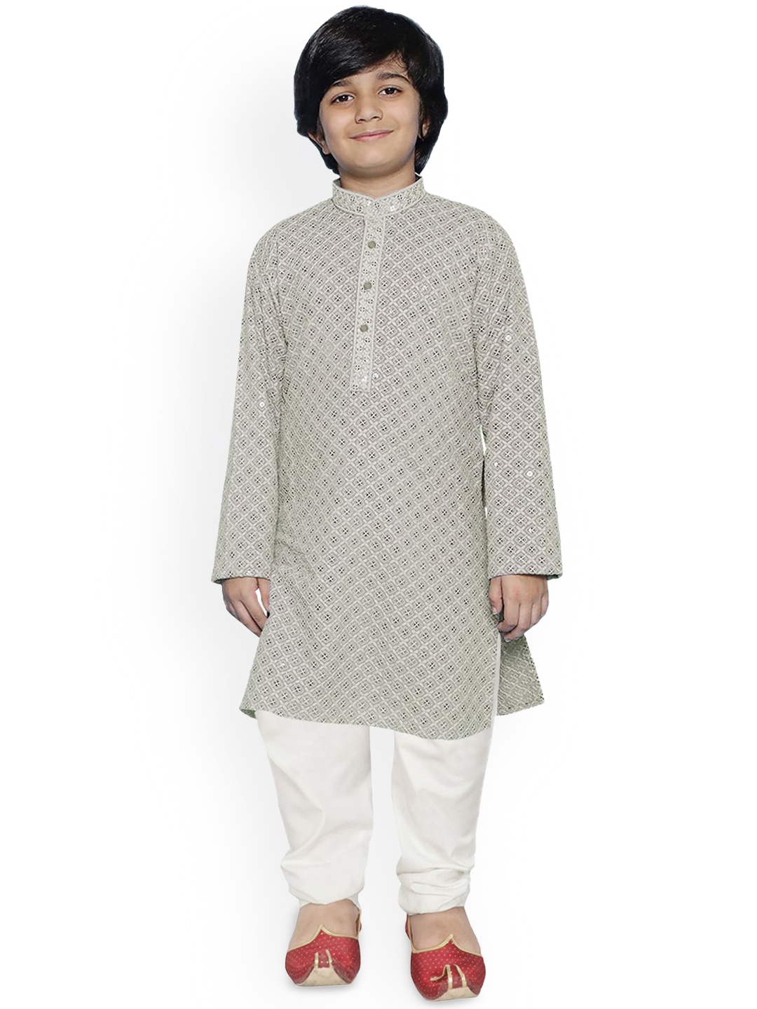 

SG YUVRAJ Boys Embroidered Regular Sequinned Kurta with Pyjamas, Grey