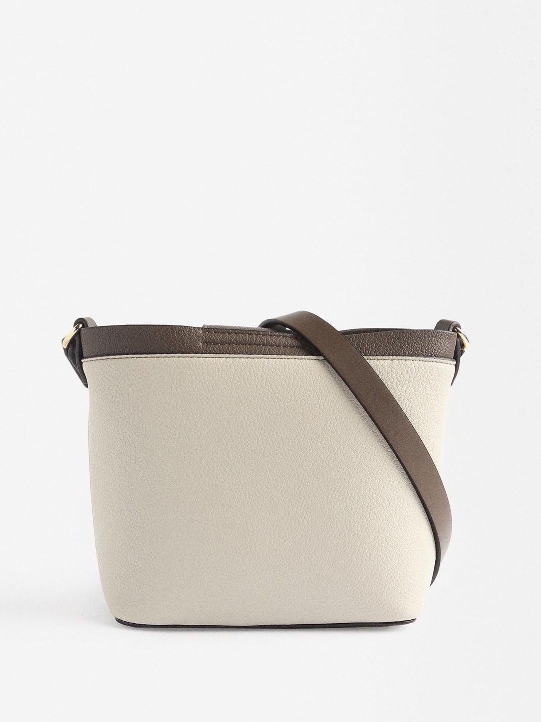 

PARFOIS Structured Sling Bag, Cream