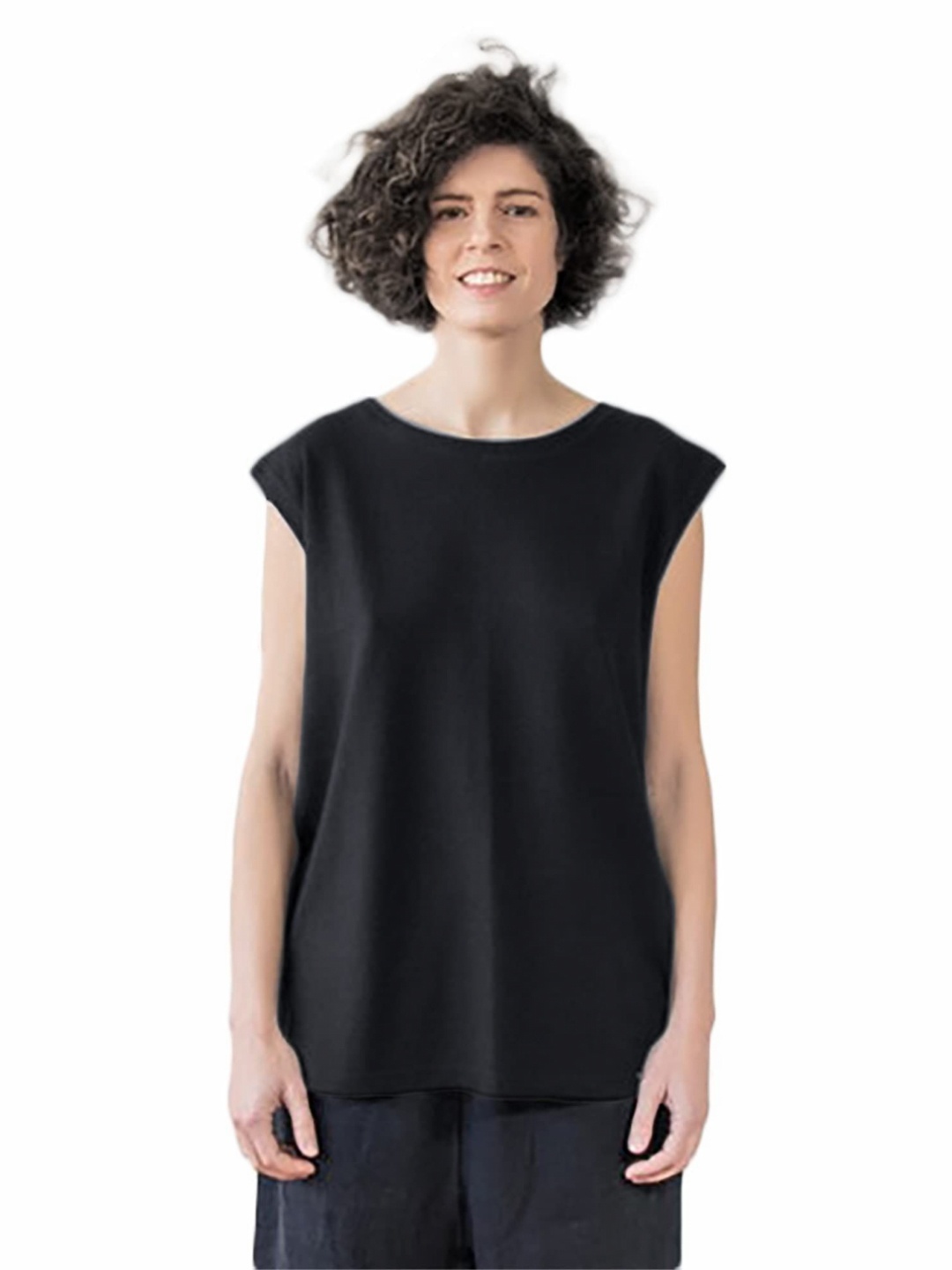 

NOTWILD Women Solid Round Neck Cotton T-shirt, Black