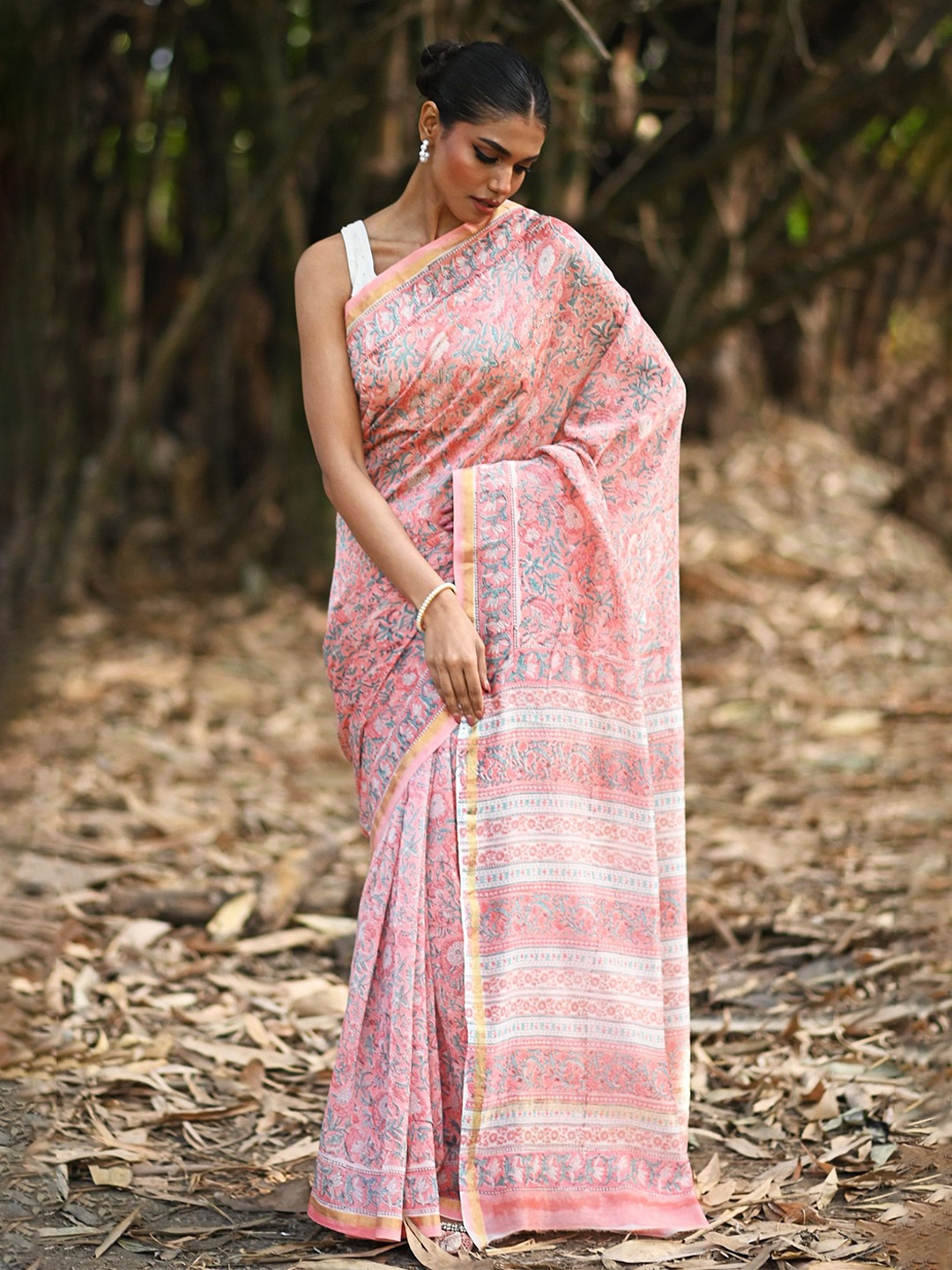 

Unnati Silks Ethnic Motifs Printed Chanderi Saree, Coral