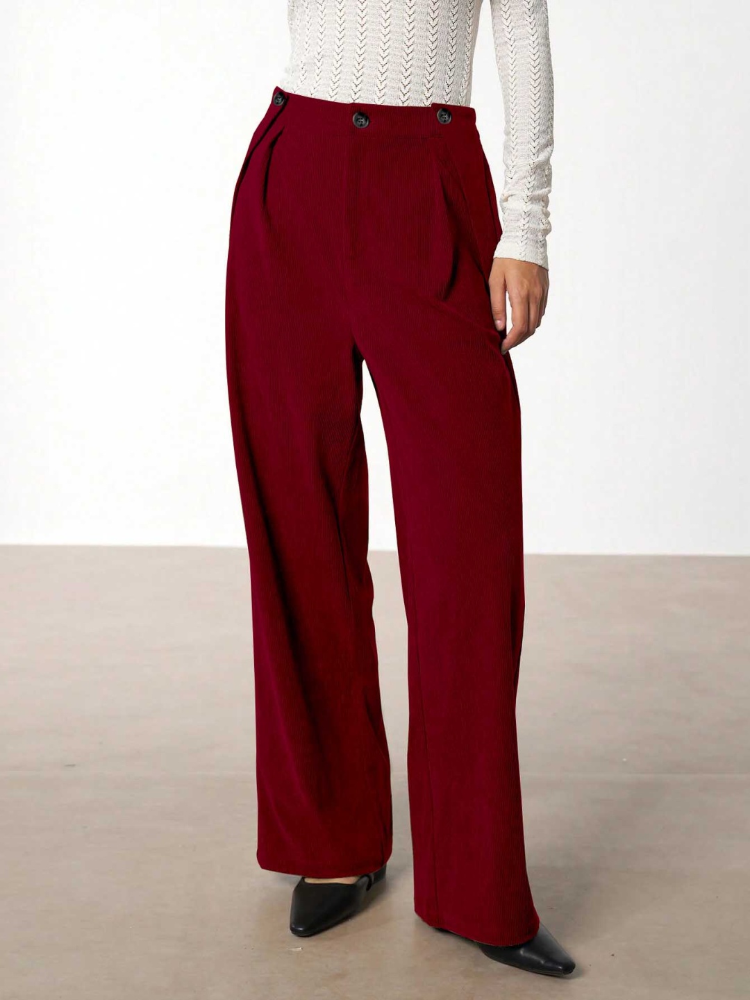 

Kalika Women Loose Fit Pleated Trousers, Maroon