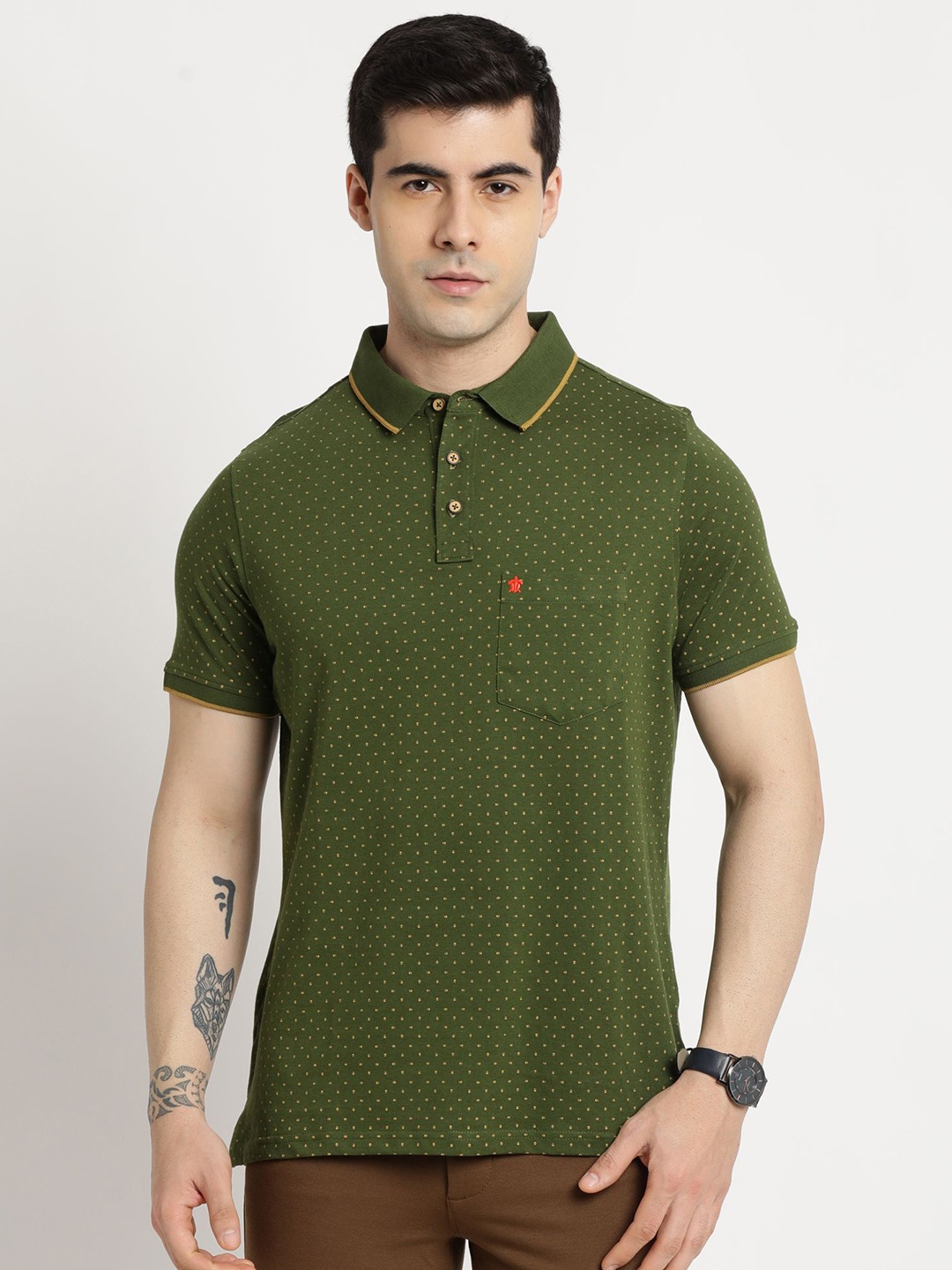 

Turtle Men Abstract Printed Polo Collar Pure Cotton Slim Fit T-shirt, Green