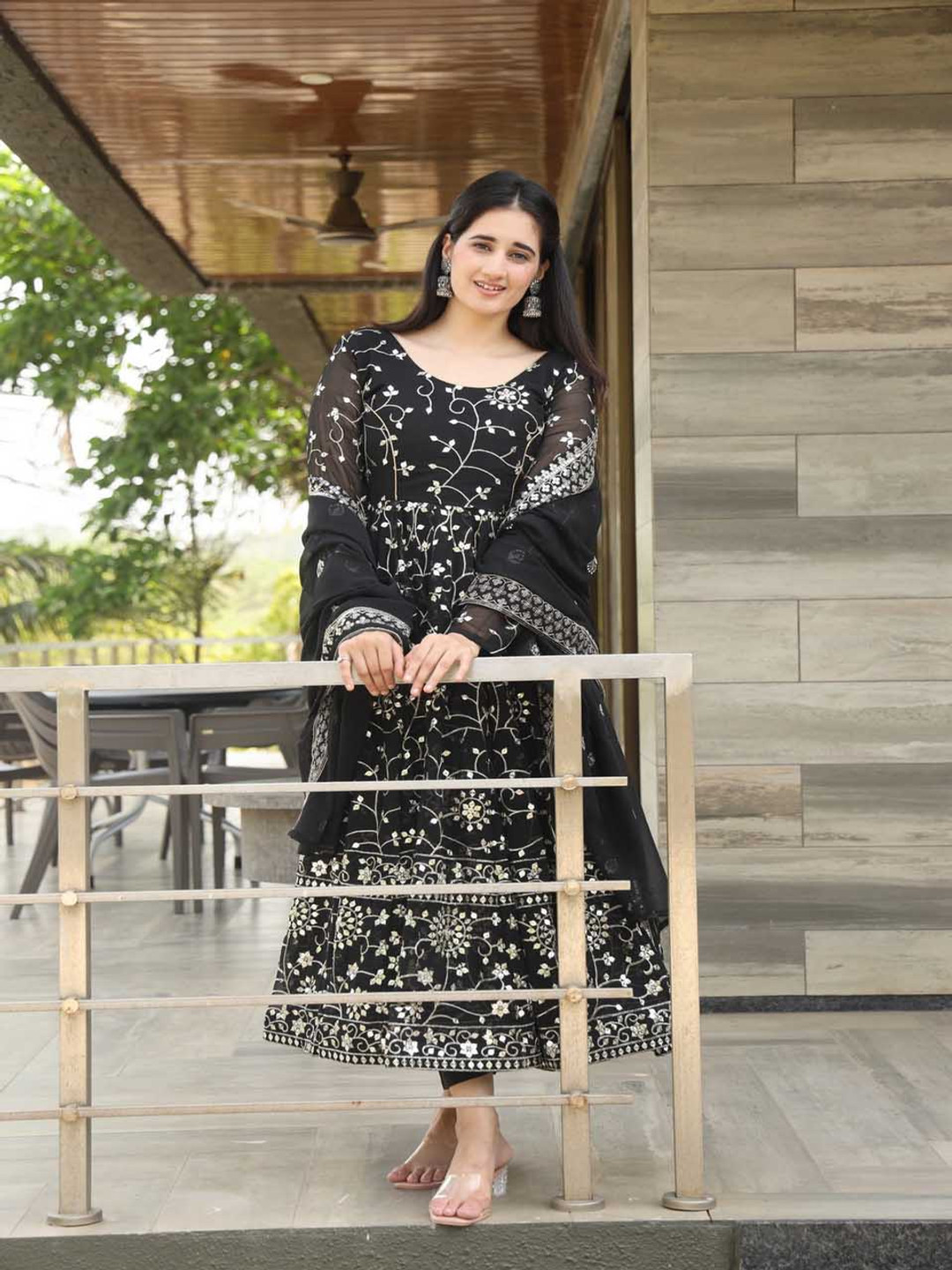 

ZEEPKART Women Ethnic Motifs Embroidered Empire Thread Work Silk Georgette Kurta with Dhoti Pants & With, Black