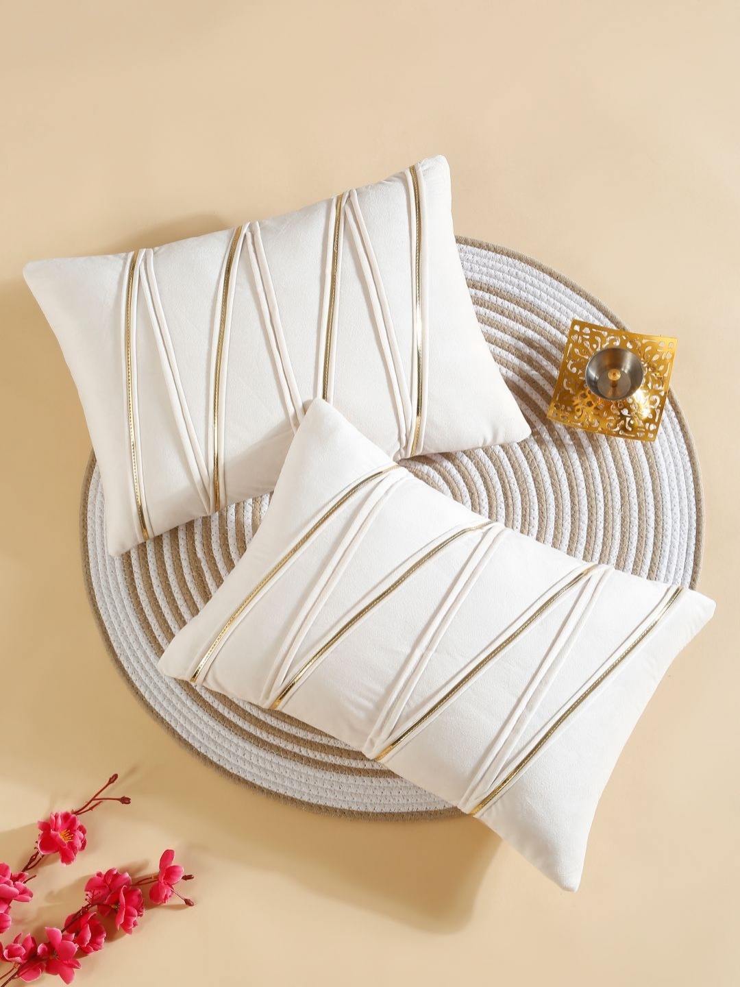 

HOSTA HOMES White And Gold Velvet Rectangle Cushion Cover