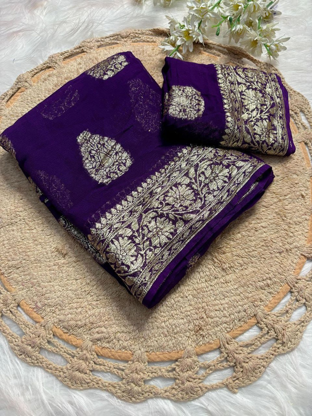 

PAYAL CREATION Woven Design Zari Pure Georgette Saree, Purple