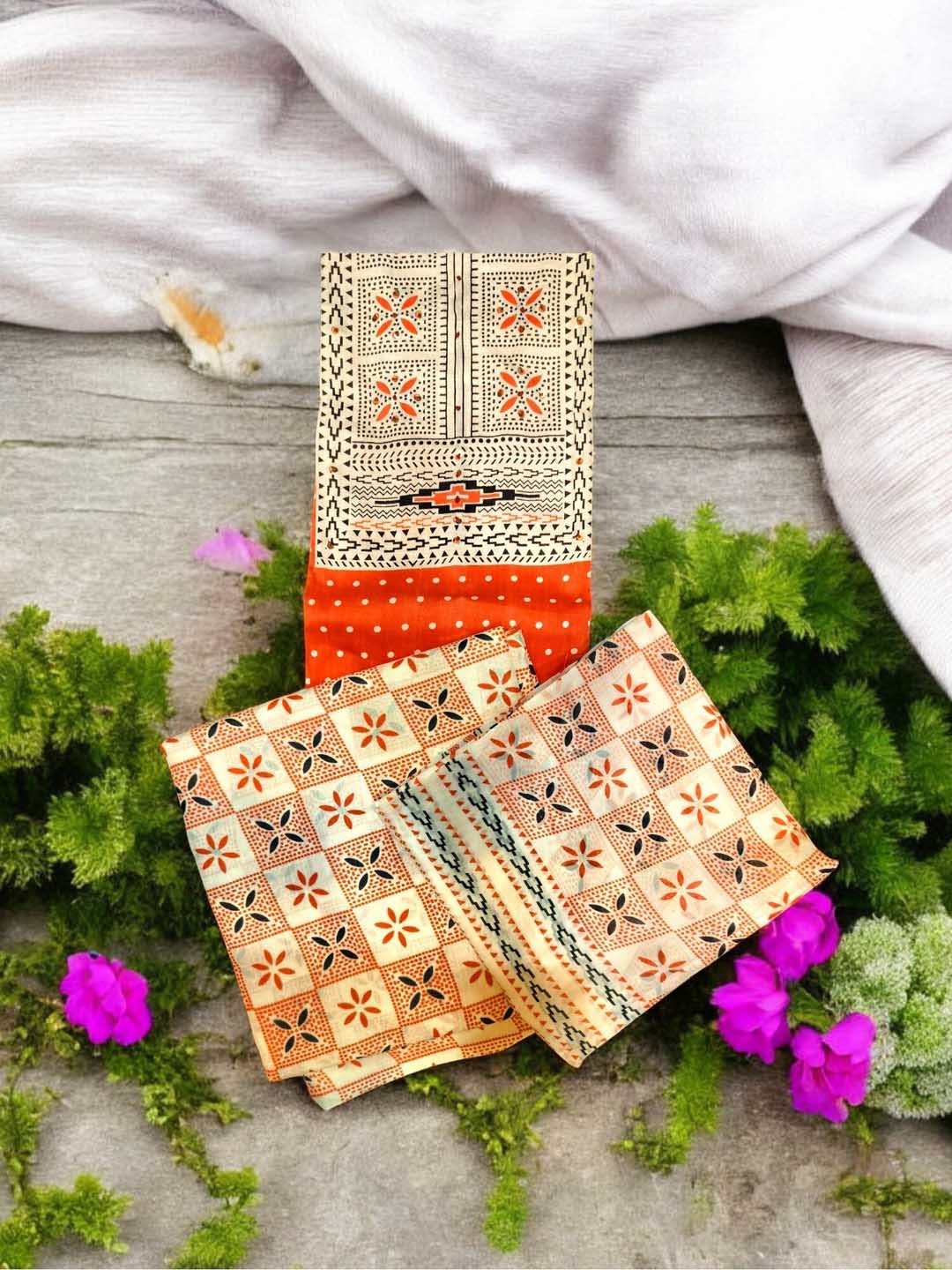 

REET MAHAL Floral Printed Pure Cotton Unstitched Dress Material, Orange