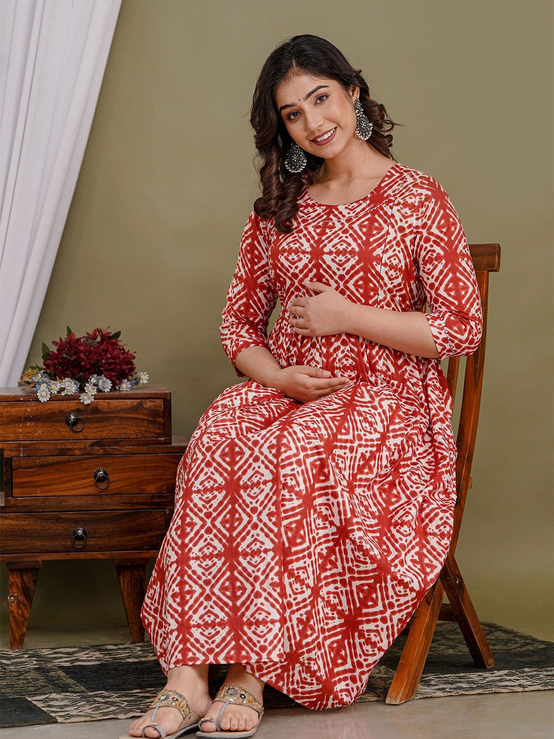 

Tulsiram Women Printed Maternity Pure Cotton Midi Ethnic Dress, Orange