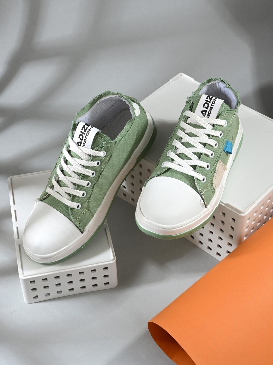 

JK Port Men Colourblocked Lace-Ups Sneakers, Green