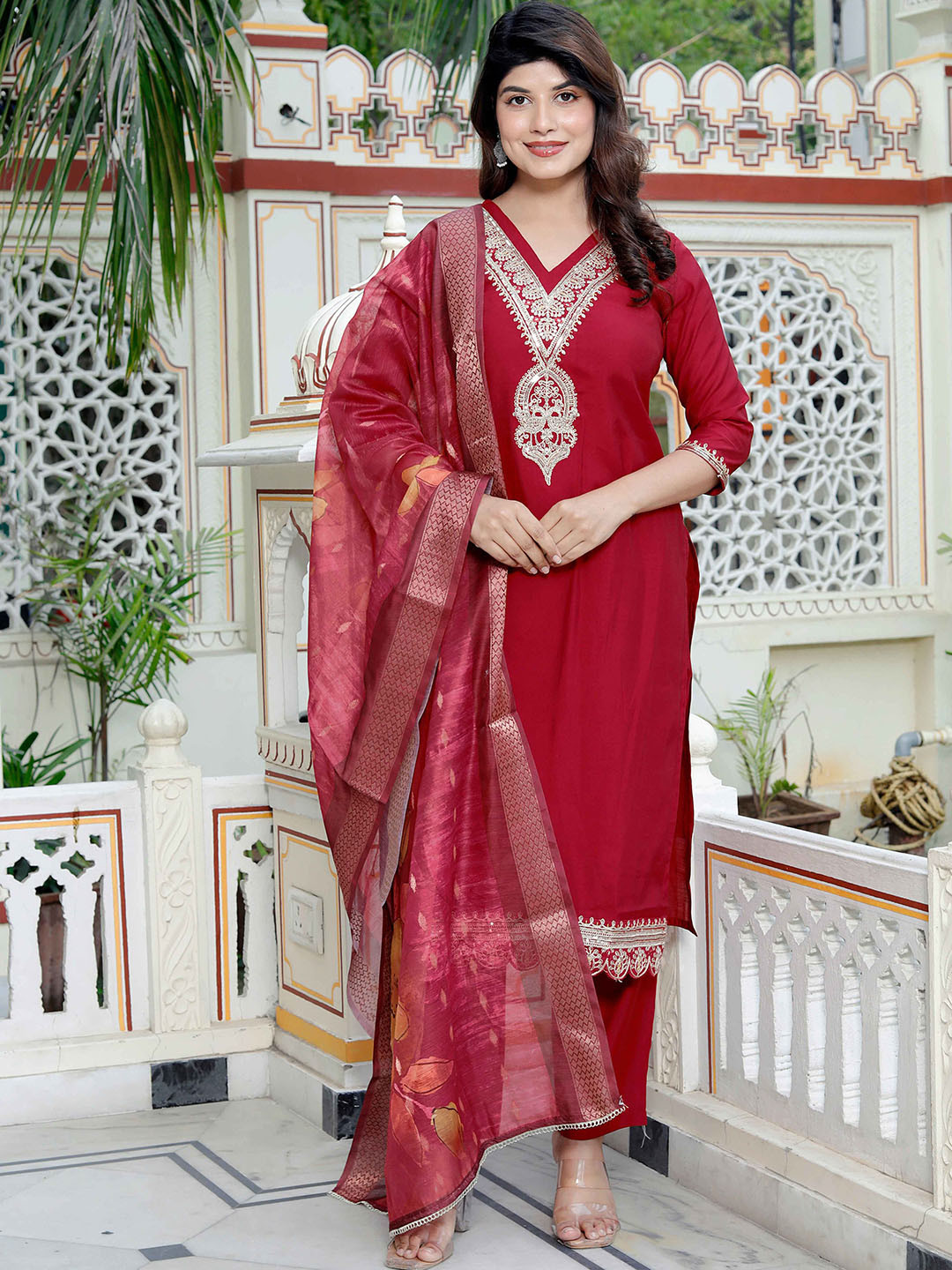 

Doriyaan Women Embroidered Regular Pure Silk Kurta with Palazzos & With Dupatta, Red