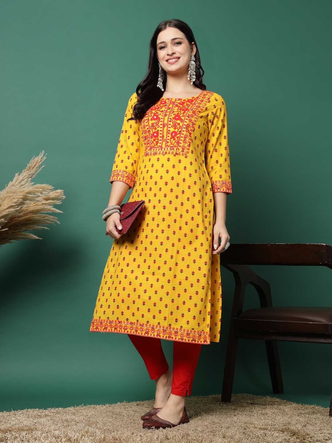 

Ramas Women Floral Printed Sequinned Pure Cotton Straight Kurtas, Yellow