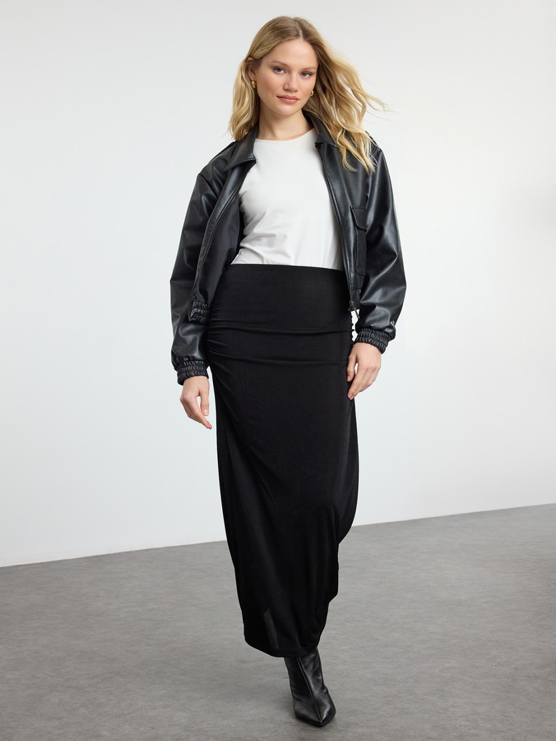 

Trendyol Women Knitted A-Line Maxi Skirt, Black