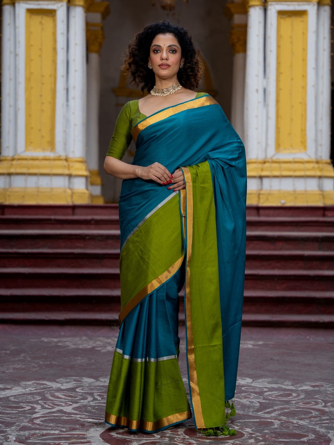 

Suta Blue Color Cotton Blend Saree., Green